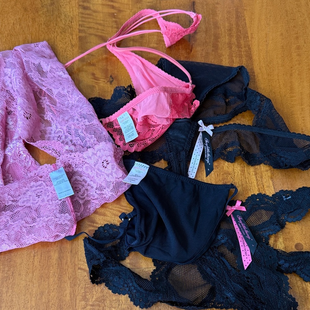 Victoria's Secret Lace Panty Mix in Pink & Black - Picture 3 of 3
